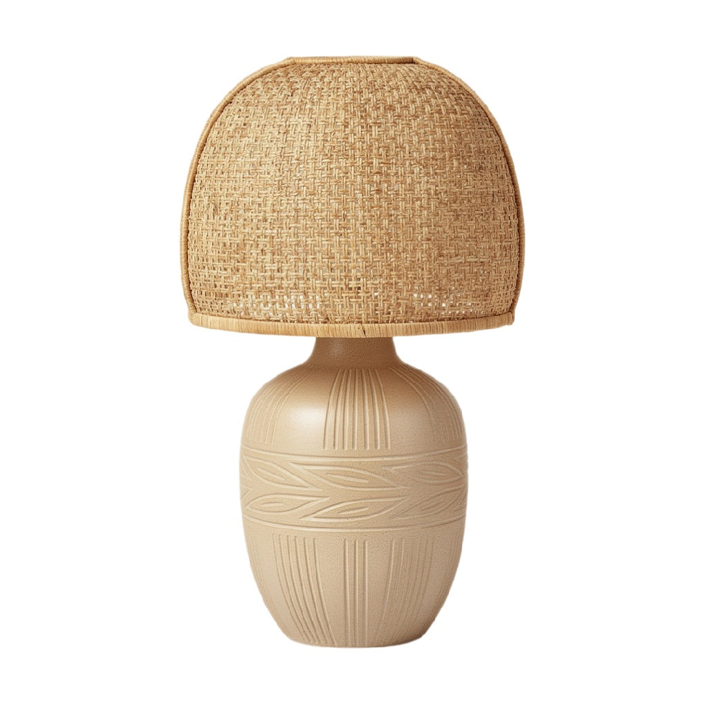 **Lampe en céramique avec abat-jour en osier tressé**